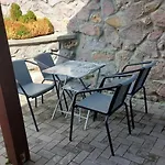 Nyaraló Vikendovy Dom U Vasila Kékellő
