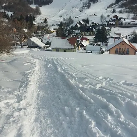 Vikendovy Dom U Vasila 度假居 Krahule